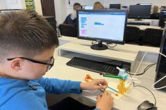 Dowolne projekty Lego Spike