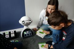 EMYS interaktywny robot