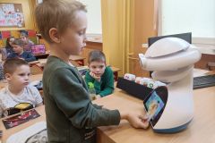 EMYS interaktywny robot