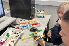 Śmigający śmigłowiec