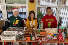 Szkolny kiermasz świąteczny