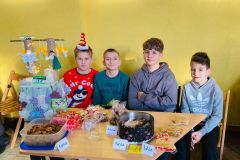 Szkolny kiermasz świąteczny