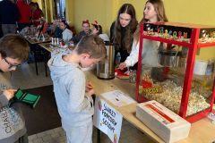 Szkolny kiermasz świąteczny