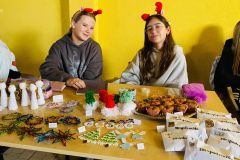 Szkolny kiermasz świąteczny