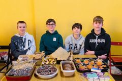 Szkolny kiermasz świąteczny