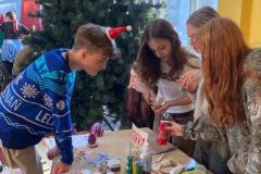 Szkolny kiermasz świąteczny