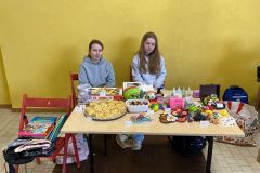 Wiosenna wyprzedaż garażowa