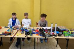 Wiosenna wyprzedaż garażowa