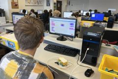 Wyścigi skoczków 8b