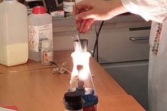 Zajecia laboratoryjne na Wydziale Chemii