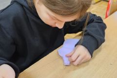 Zajęcia z szycia w klasie 3d